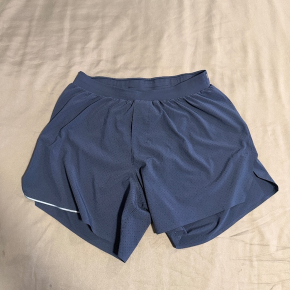 Lululemon Fast and Free Linerless Short 6” – Size M – True Navy - Picture 1 of 3